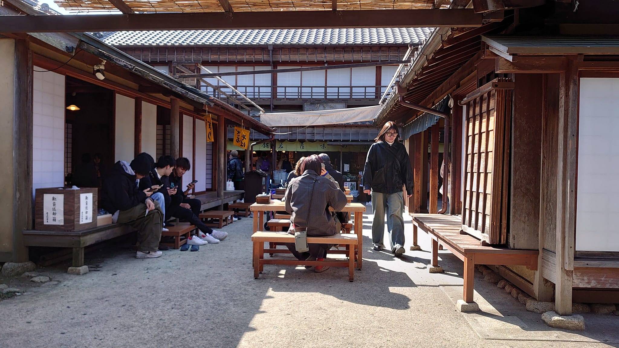 432930187 10230141027803508 2333292463056492689 N