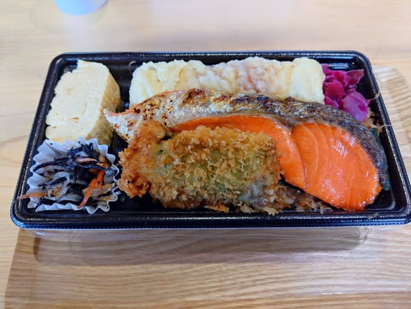 648590646 10239234300529643 2243845188553433554 N